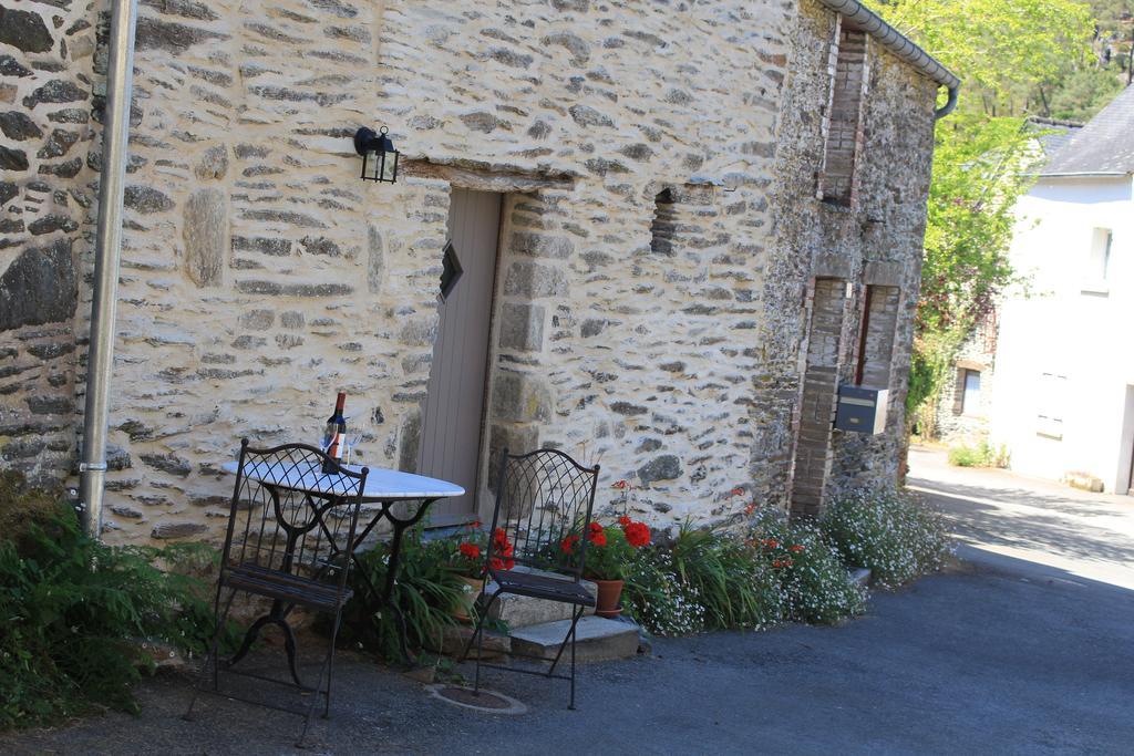 "Number 26" Town House Villa Rochefort-en-Terre Exteriör bild